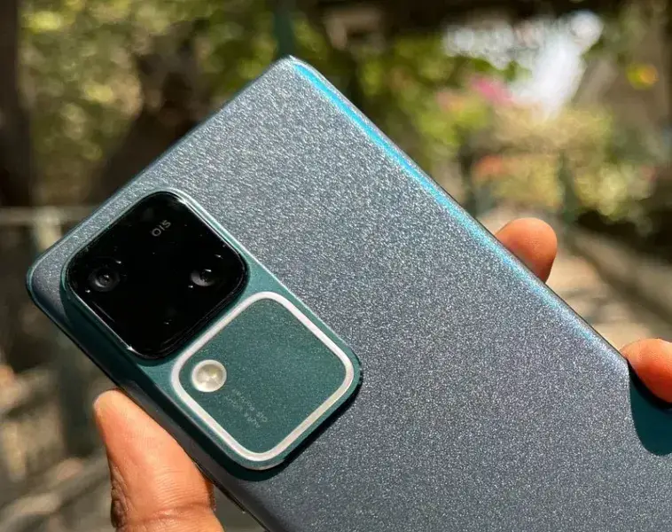 Vivo V30 Review Vivo V30 Review