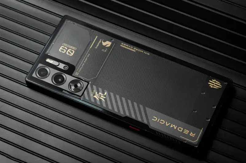 مزايا وعيوب هاتف ZTE nubia Red Magic 9S Pro+ مزايا وعيوب هاتف ZTE nubia Red Magic 9S Pro+