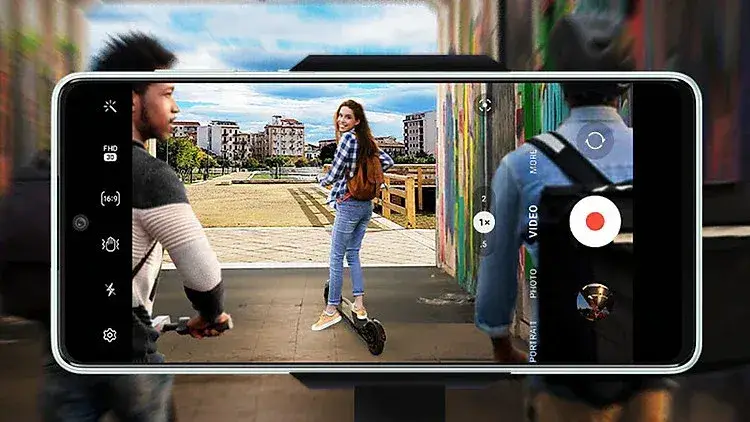 مزايا وعيوب هاتف Samsung Galaxy A73 5G مزايا وعيوب هاتف Samsung Galaxy A73 5G